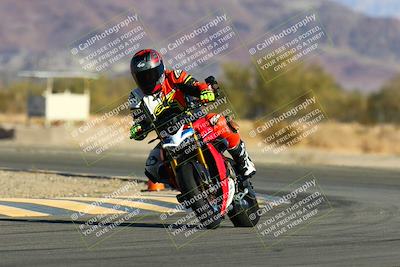 media/Jan-09-2022-SoCal Trackdays (Sun) [[2b1fec8404]]/Turn 14 (10am)/